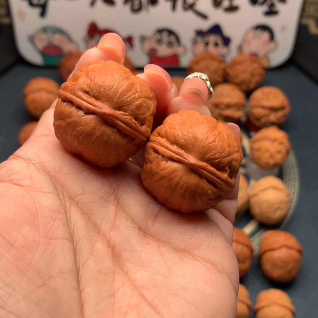 文玩核桃把件水晶蟾