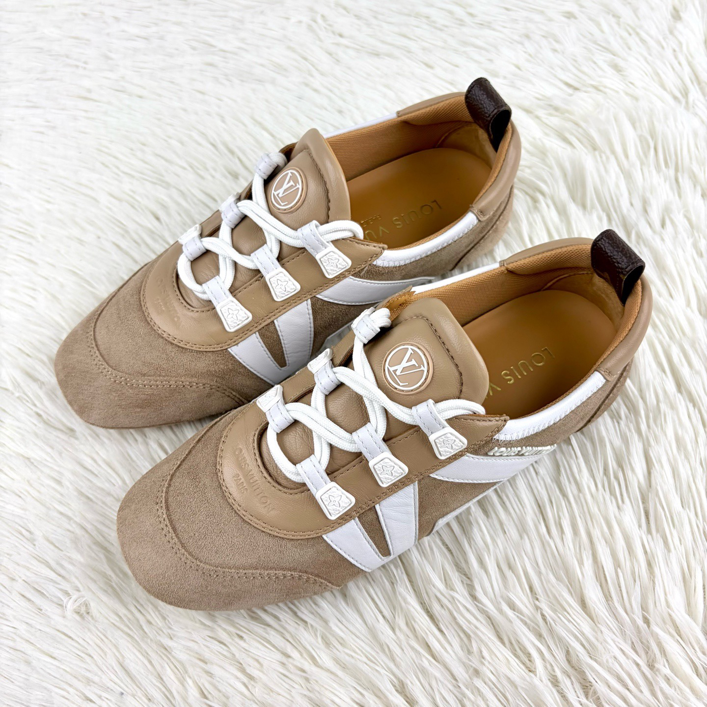 99新 LouisVuitton/路易威登 咖色麂皮新款德训鞋35码原盒