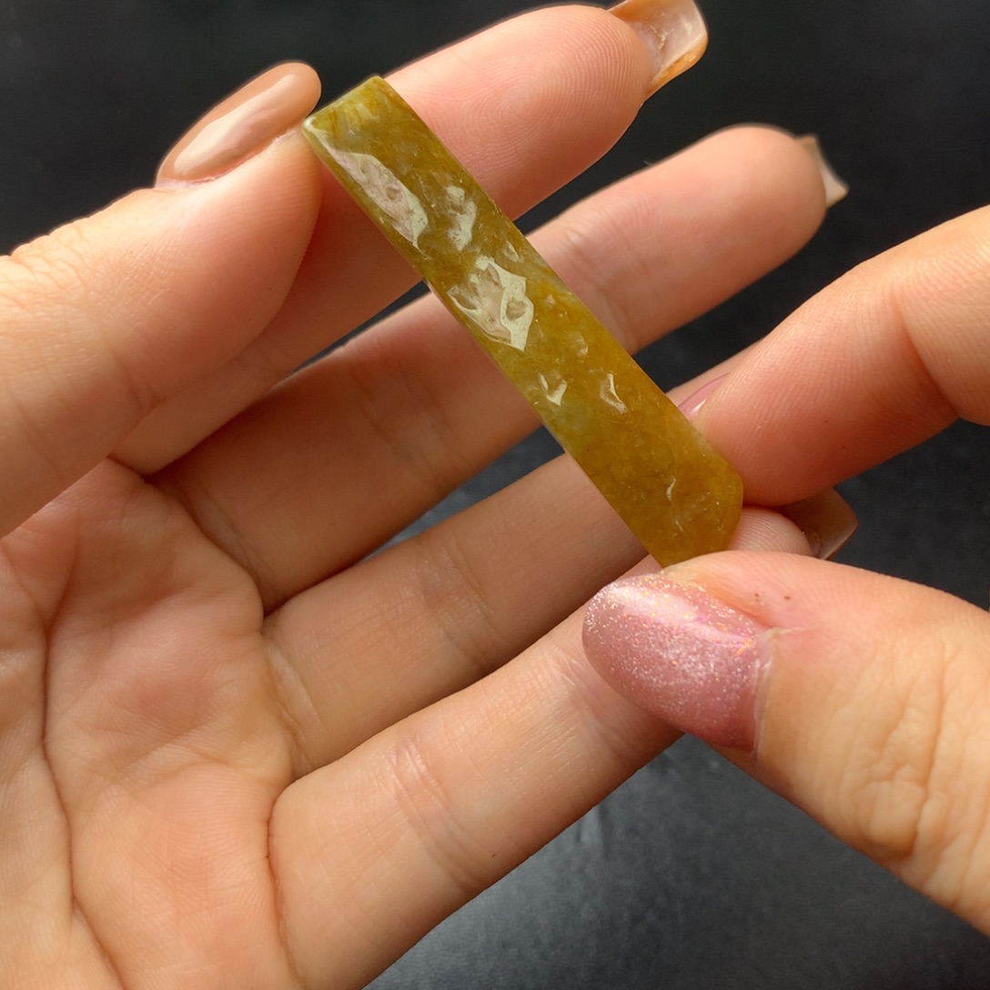 翡翠未镶嵌颈饰翡翠首饰未镶嵌颈链