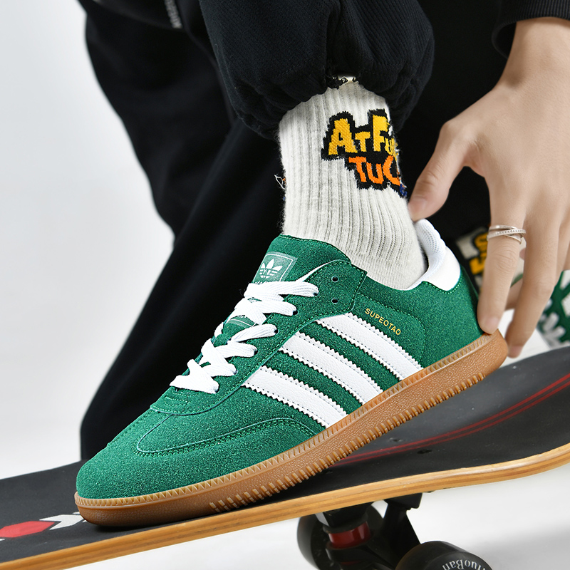 莆田高品质三杠情侣款德训鞋学生休闲运动鞋男女阿甘鞋