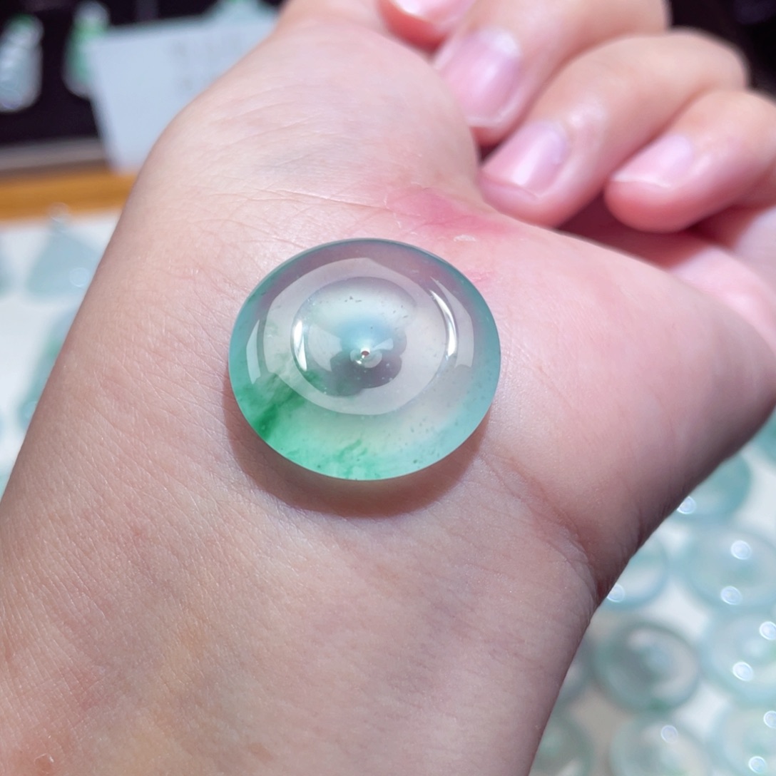 颈饰未镶嵌翡翠扣子