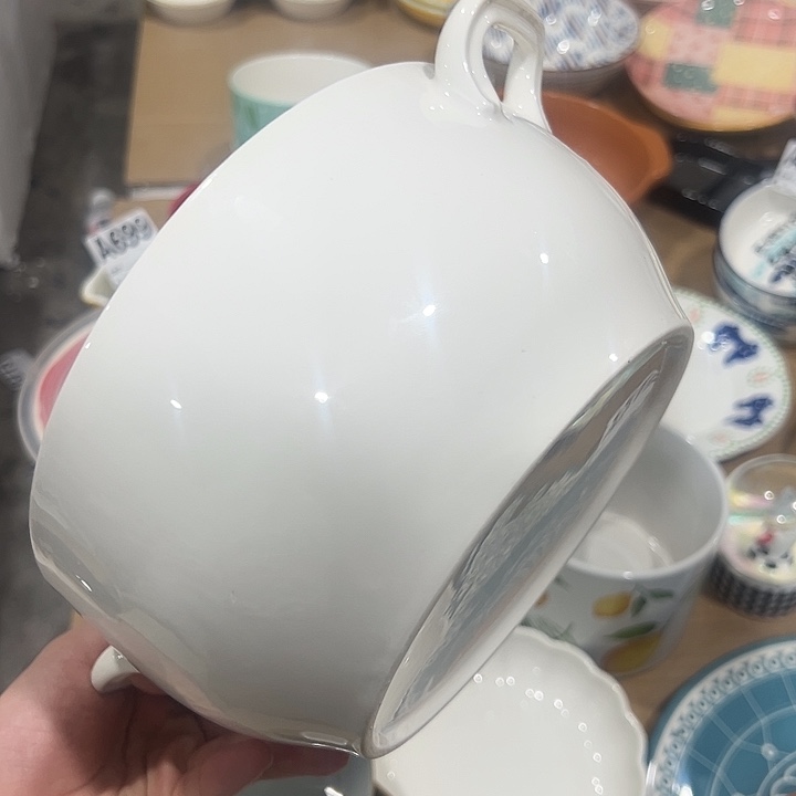 瓷陶瓷微微的颤动