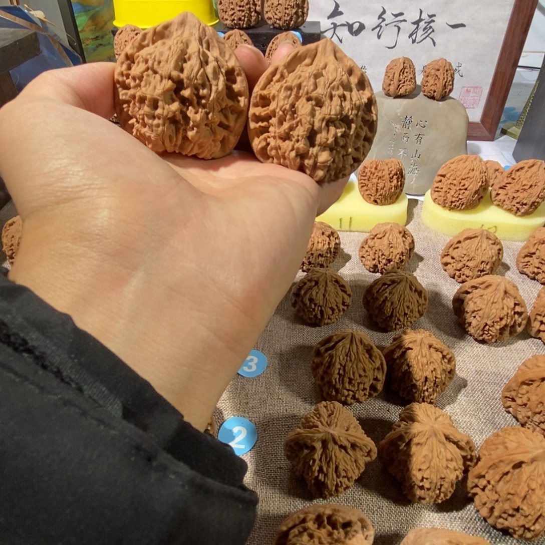 木质类官帽子的设计很