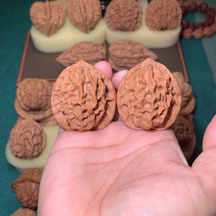 核桃文玩核桃把件龙鳞