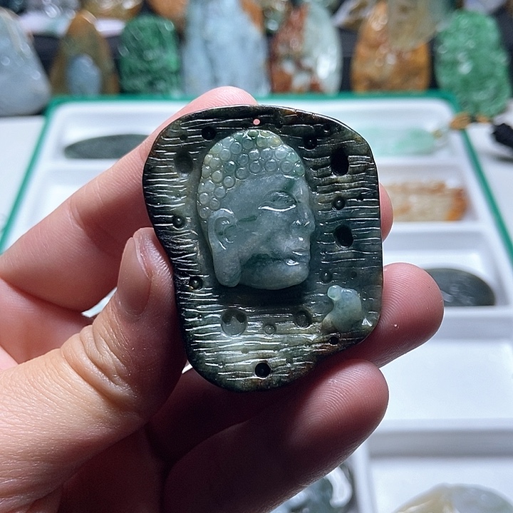 翡翠未镶嵌颈饰翡翠a货