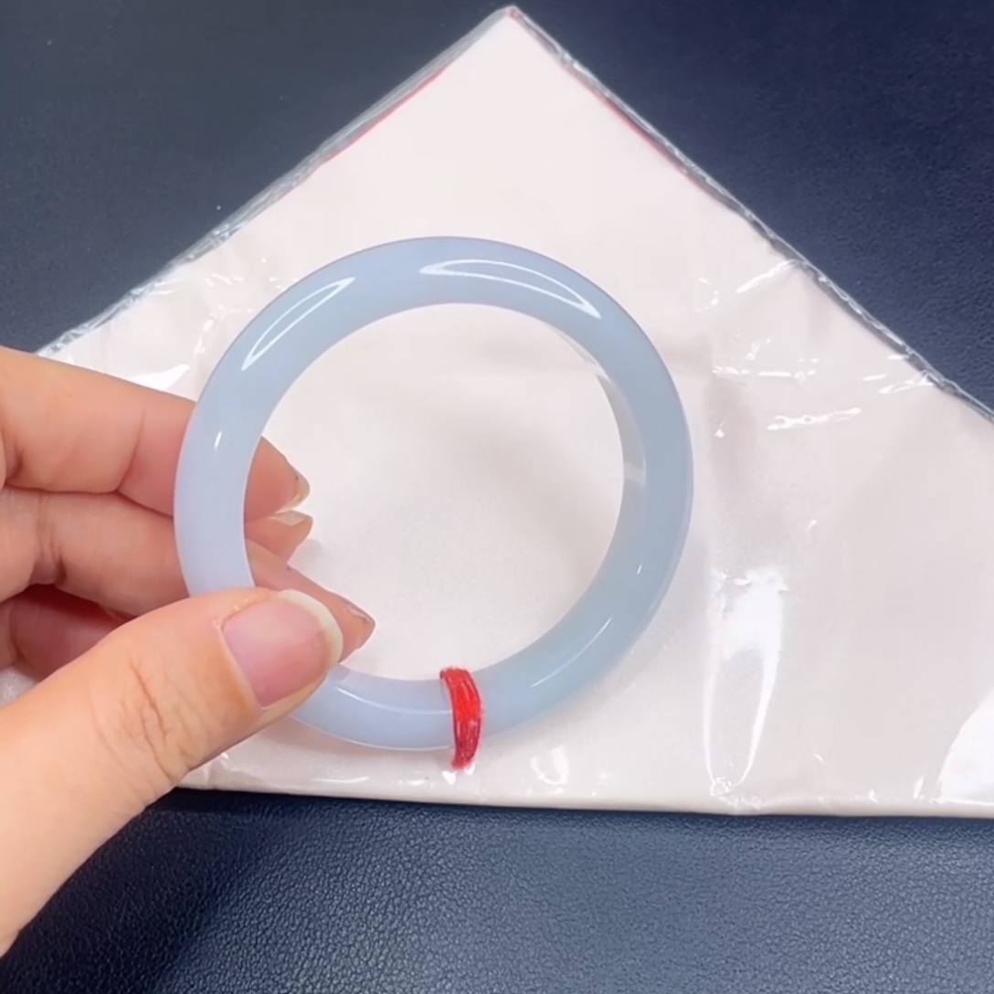 翡翠未镶嵌手镯冰晴手镯