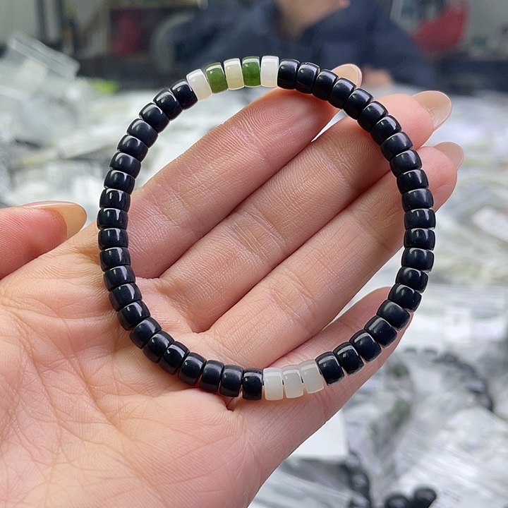 和田玉（糖玉）未镶嵌手链