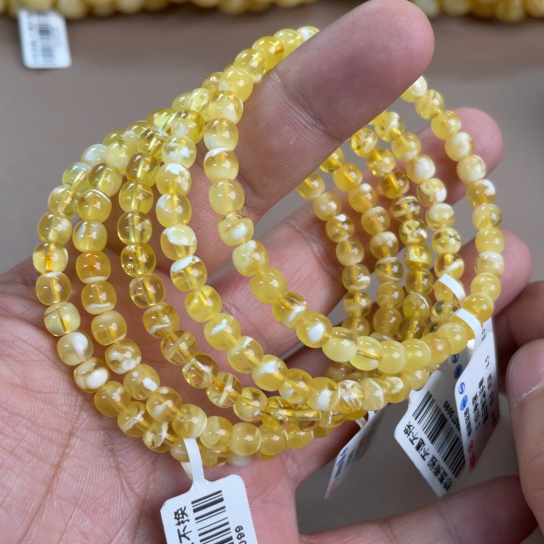 琥珀裸石未镶嵌026多样性发其一