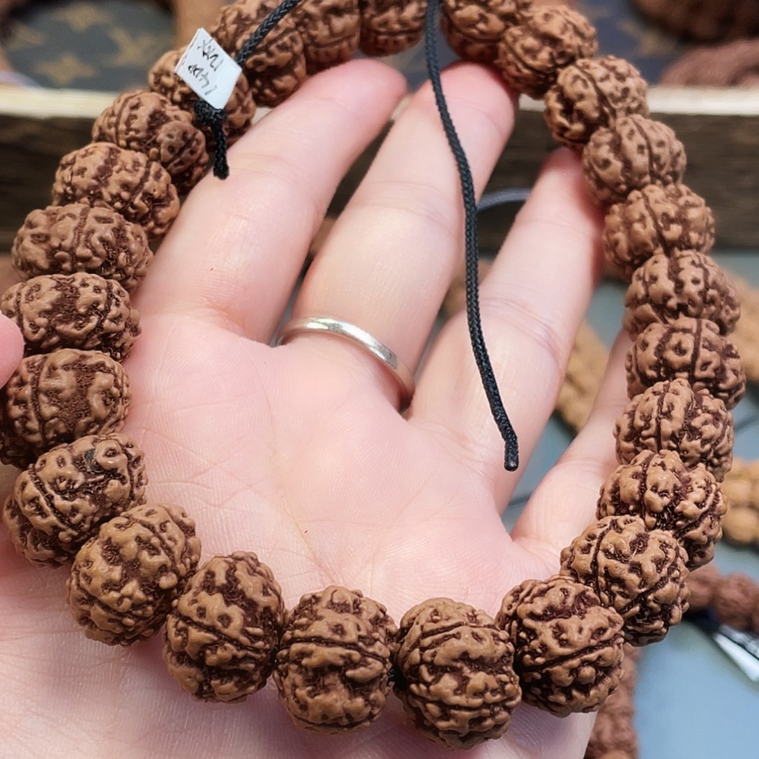 老***活手串金刚菩提红方印14加手持