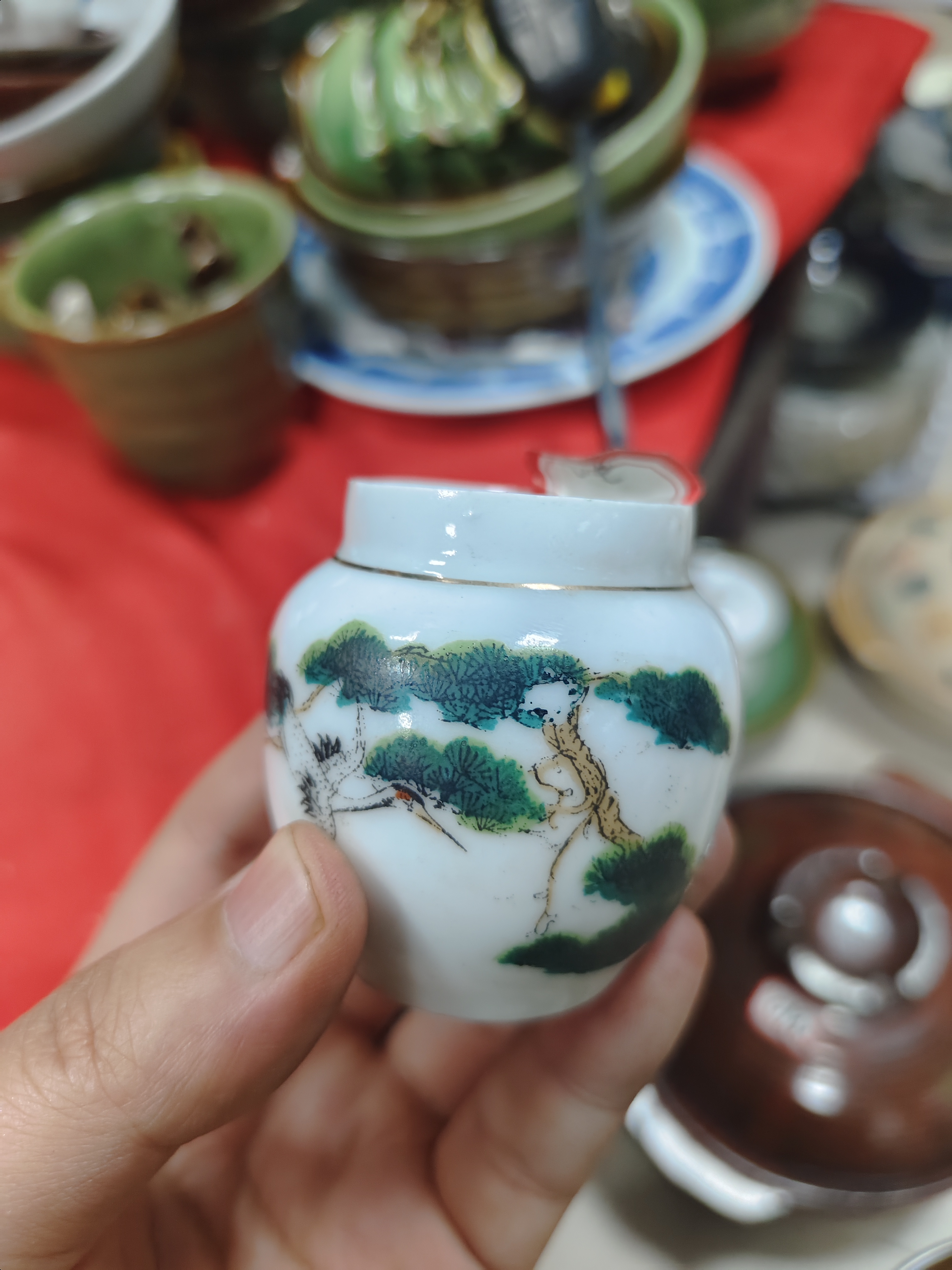 瓷片小鸟罐一个，，