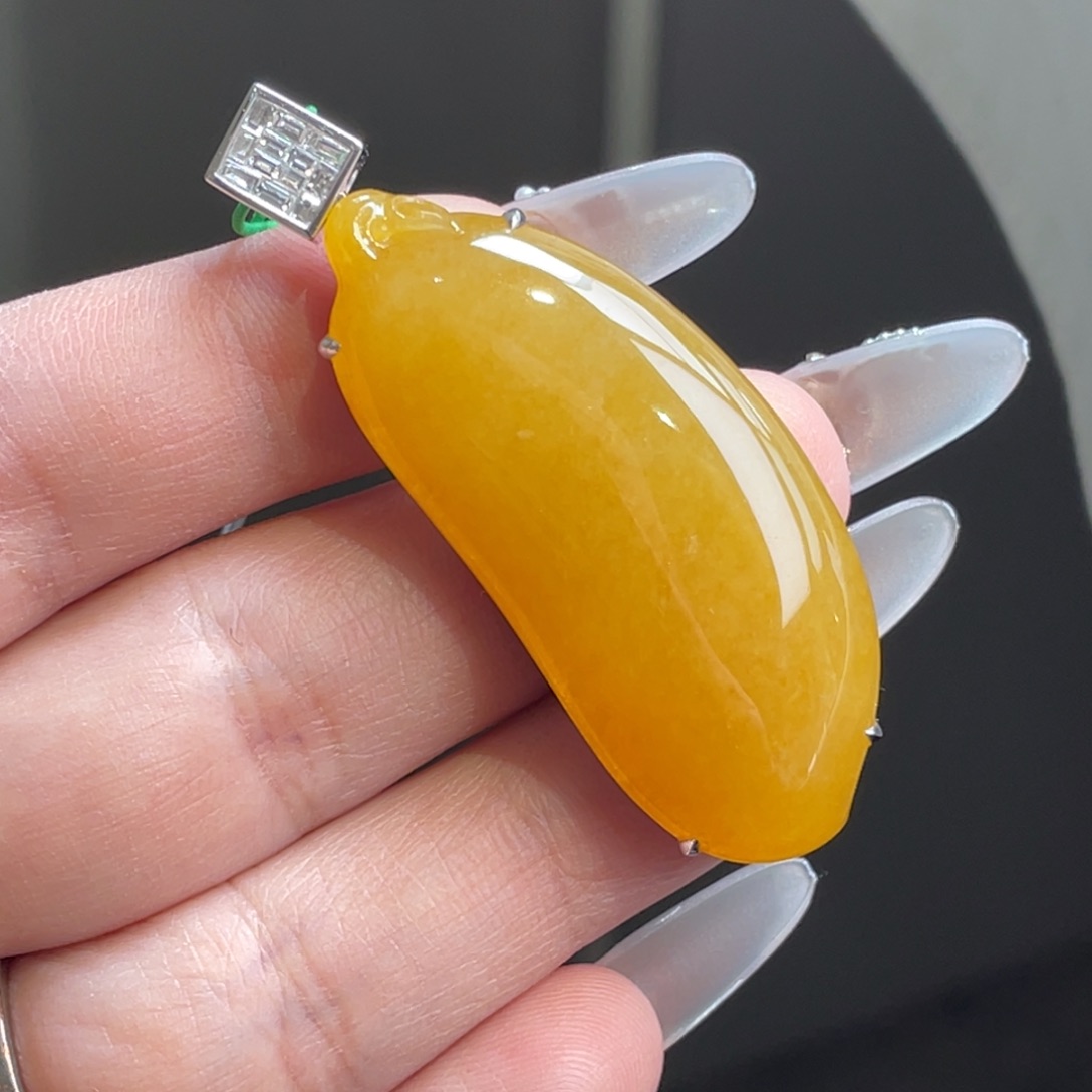 翡翠未镶嵌颈饰冰黄翡大福瓜吊坠