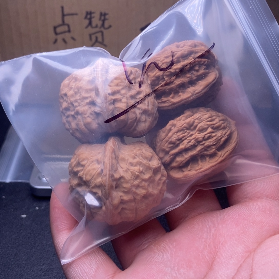 ****看吊坠文玩核桃核桃