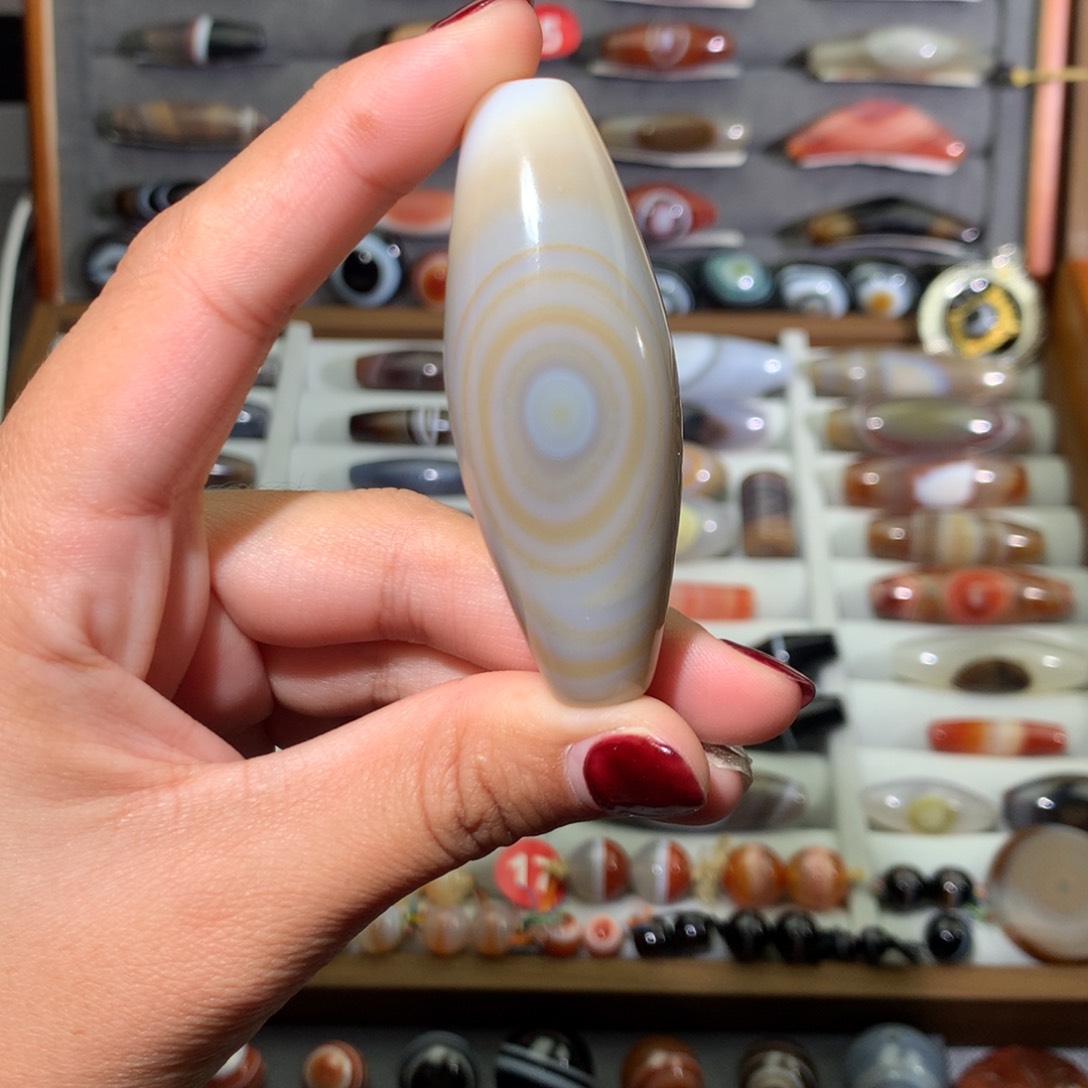 玛瑙/玉髓颈饰未镶嵌伐*