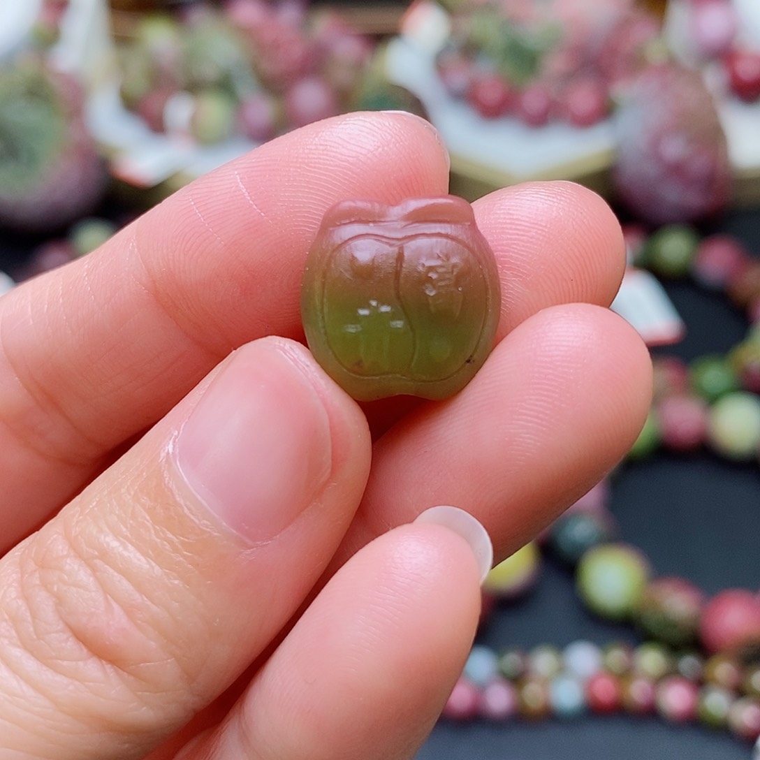 玛瑙/玉髓珠宝奇石未镶嵌盐源玛瑙定制