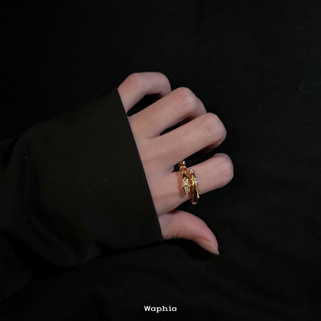 合金戒指 Waphia设计师款经典时尚【灵蛇叩头带钻戒指】 BV025