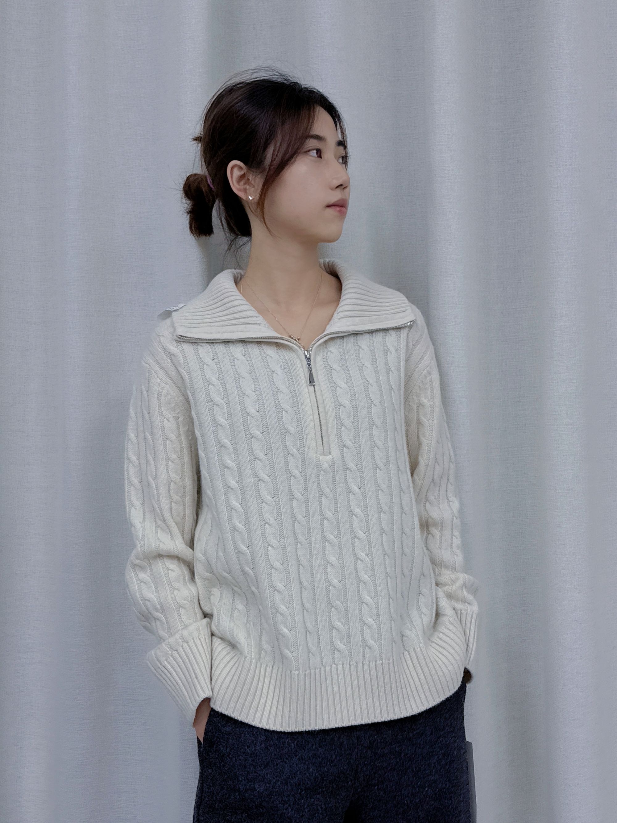 XIAOG秋冬山羊绒翻领半拉链麻花工艺时尚百搭女