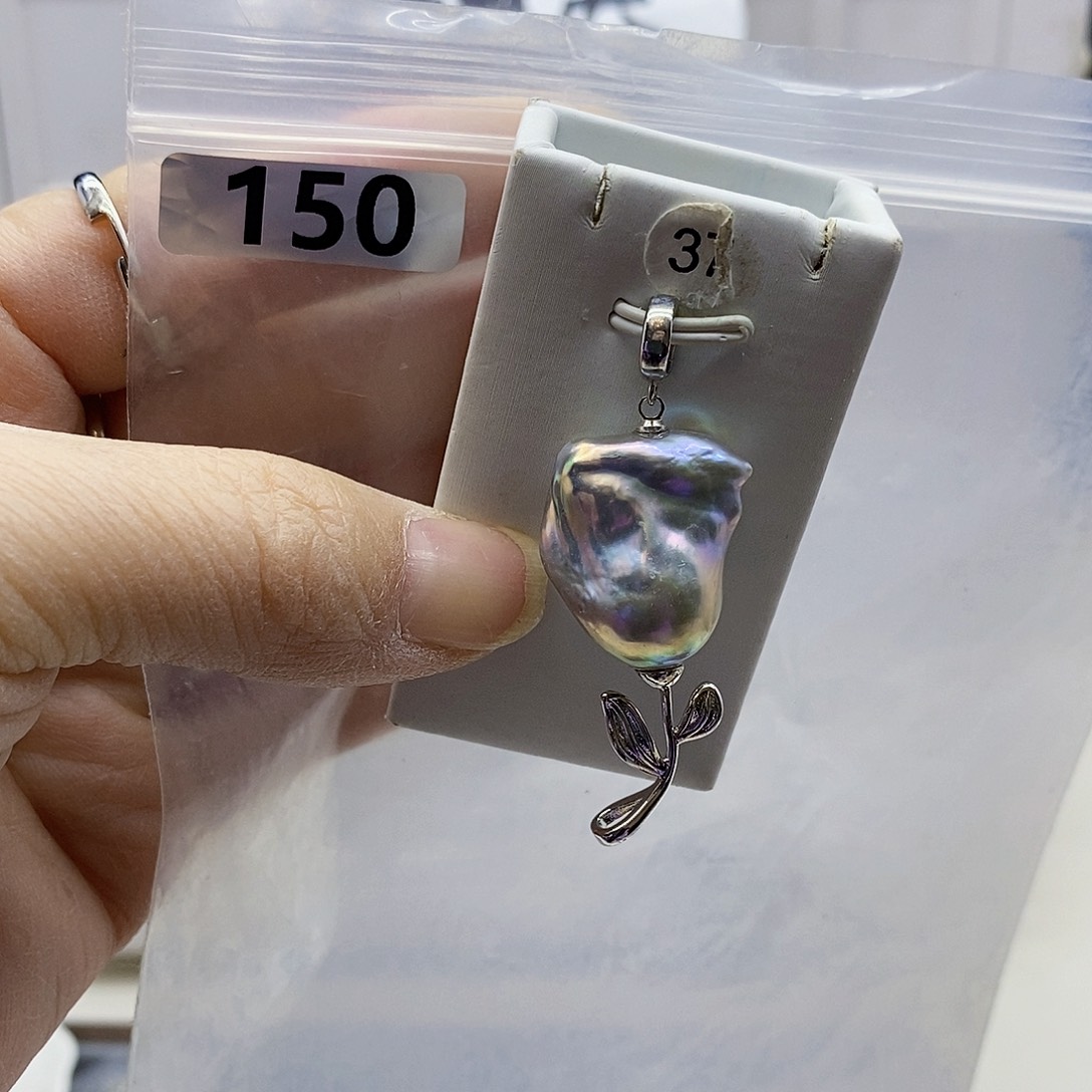 颈饰合金淡水珍珠