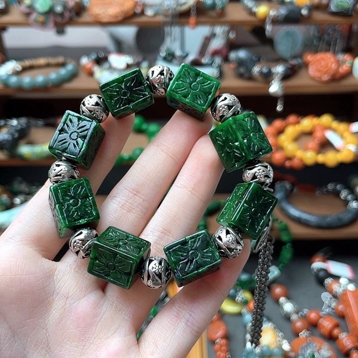 宝***1翡翠未镶嵌手链饰品