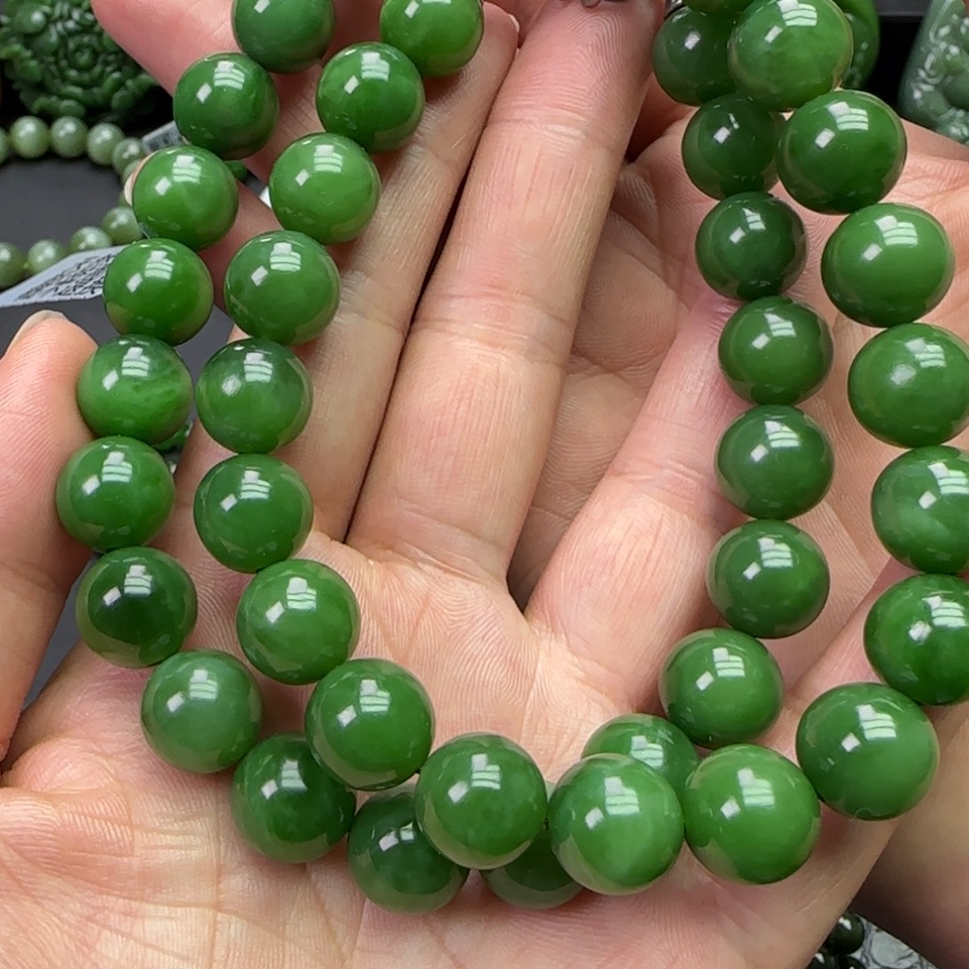 和田玉未镶嵌珠宝奇石