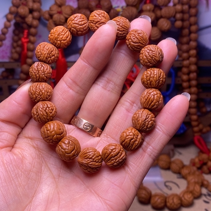 吊坠桃核龙纹桃枭