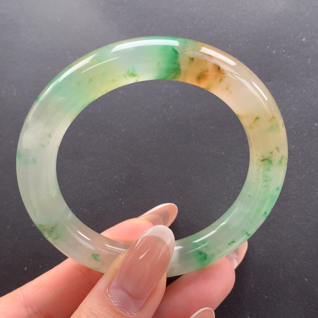 石英质玉未镶嵌手镯