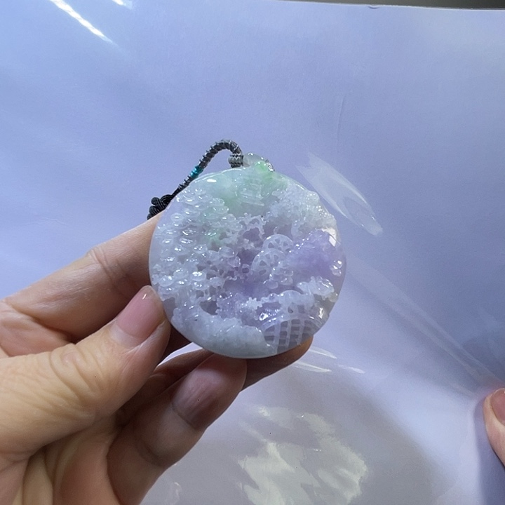 翡翠未镶嵌颈饰山水牌