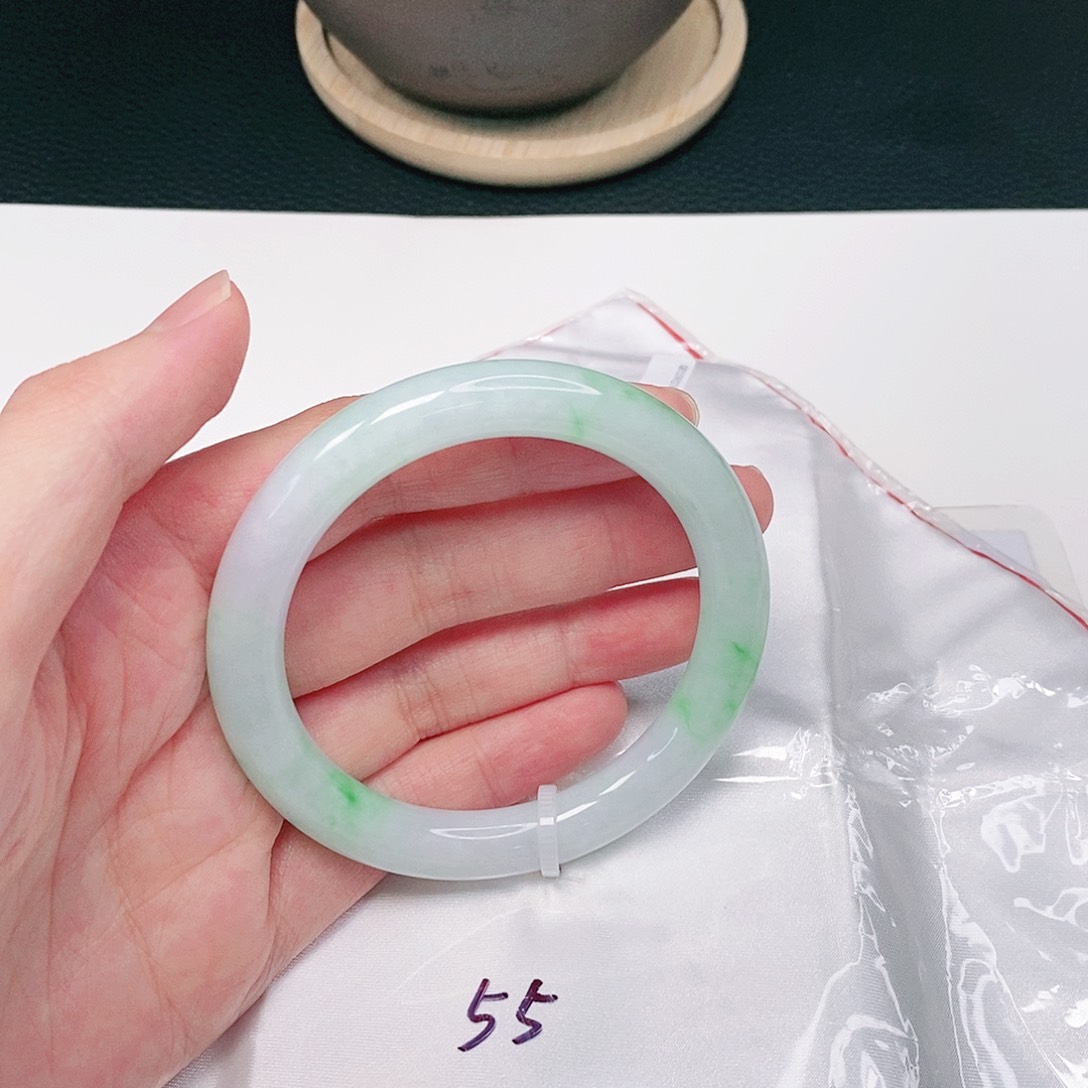 【闪购商品】翡翠手镯未镶嵌圆条