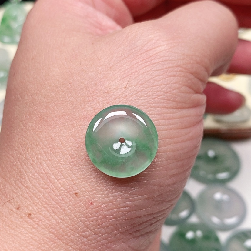 【闪购商品】颈饰未镶嵌翡翠