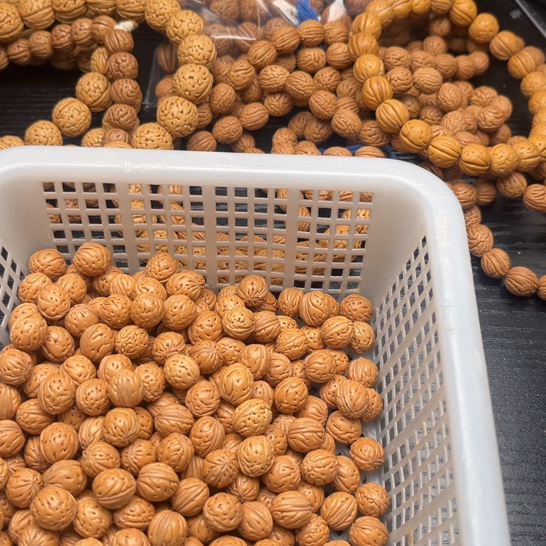 七***月文玩核桃吊坠小桃核散籽批发