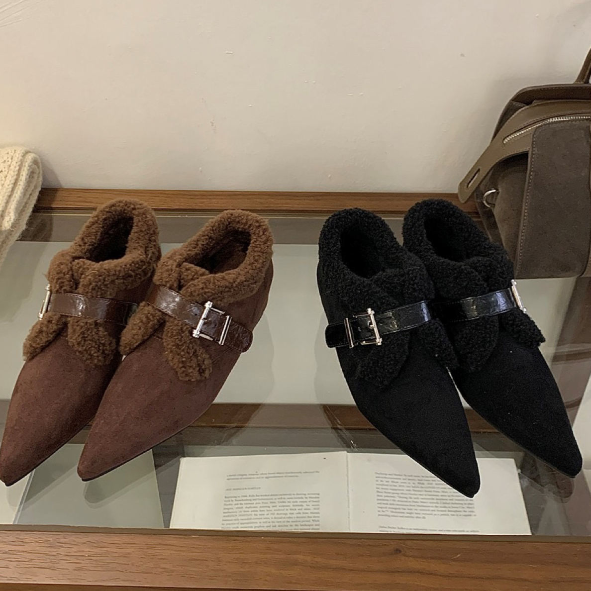 加绒保暖棉鞋羊羔毛2025冬季新款皮带扣方头内增高单鞋毛毛鞋女鞋