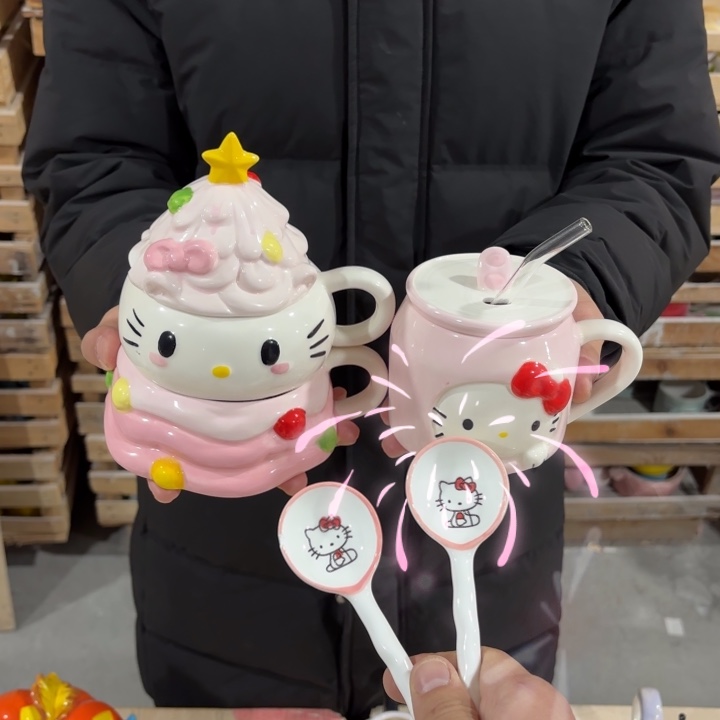 我们都是在这里关注起来