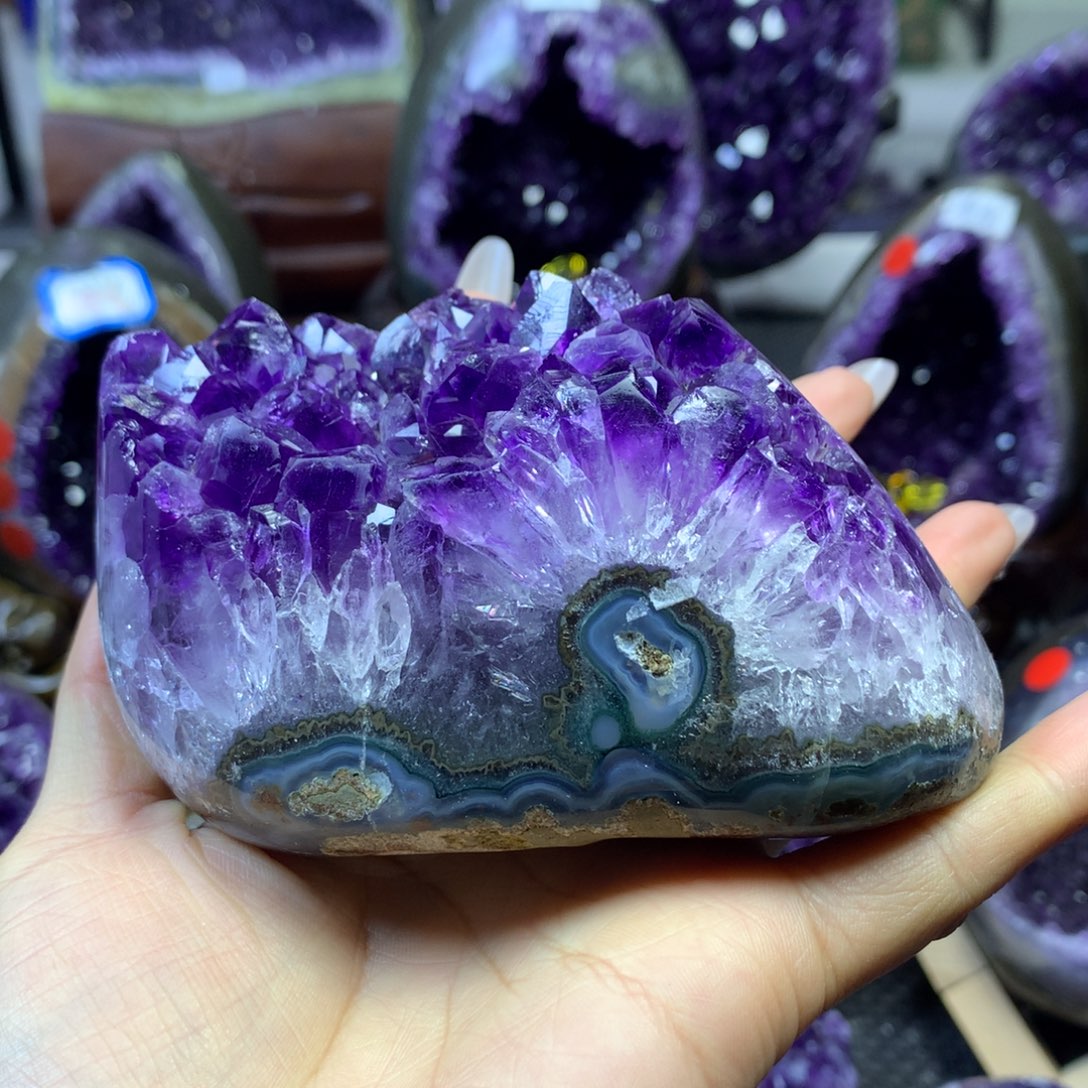 水晶摆件婷未镶嵌