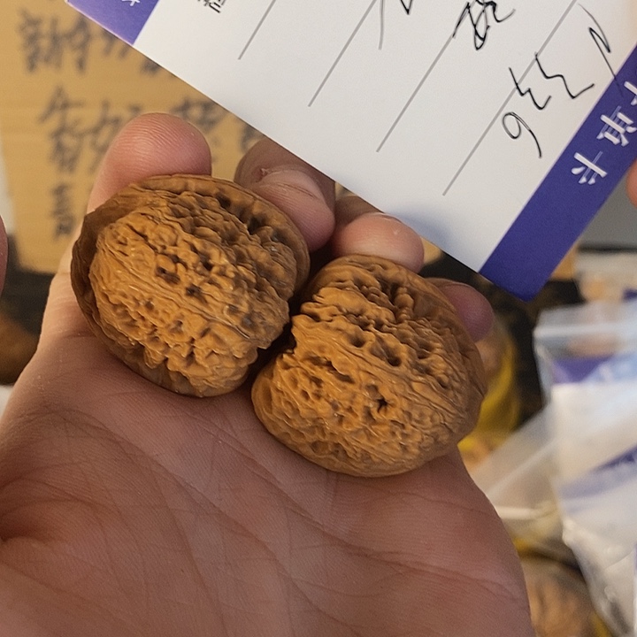 n336全品南疆石尺寸手把件32