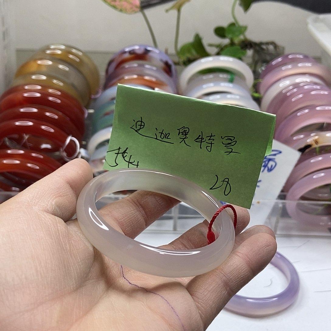 玛瑙/玉髓手镯未镶嵌迪****.10