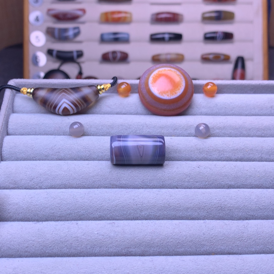 景***田玛瑙/玉髓未镶嵌珠宝奇石