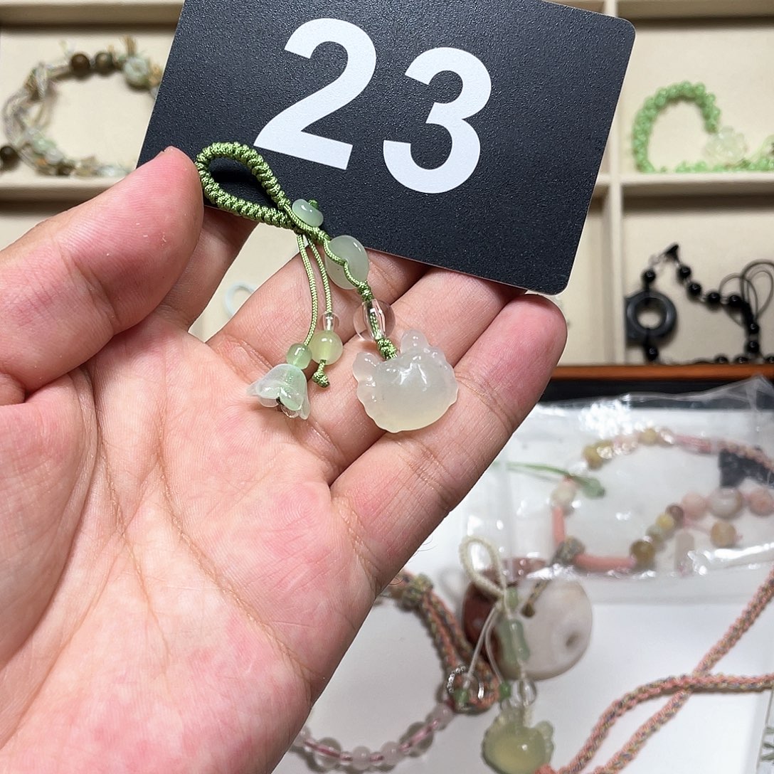 *****合金蛇纹石玉颈饰