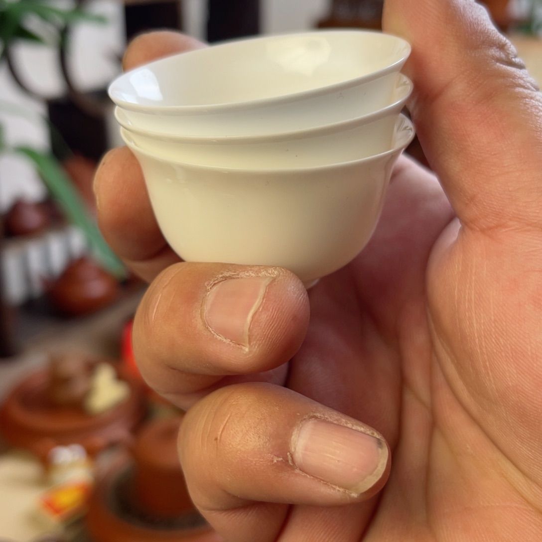 紫砂茶壶骨质瓷玉兰杯     3个装