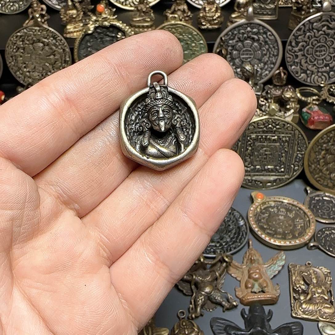 泥塑精品小元素品相完美的话