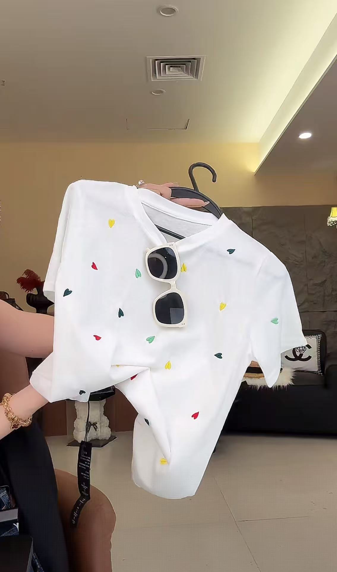 MEIDOU-3101【彩色爱心T恤】时尚休闲百搭宽松印花