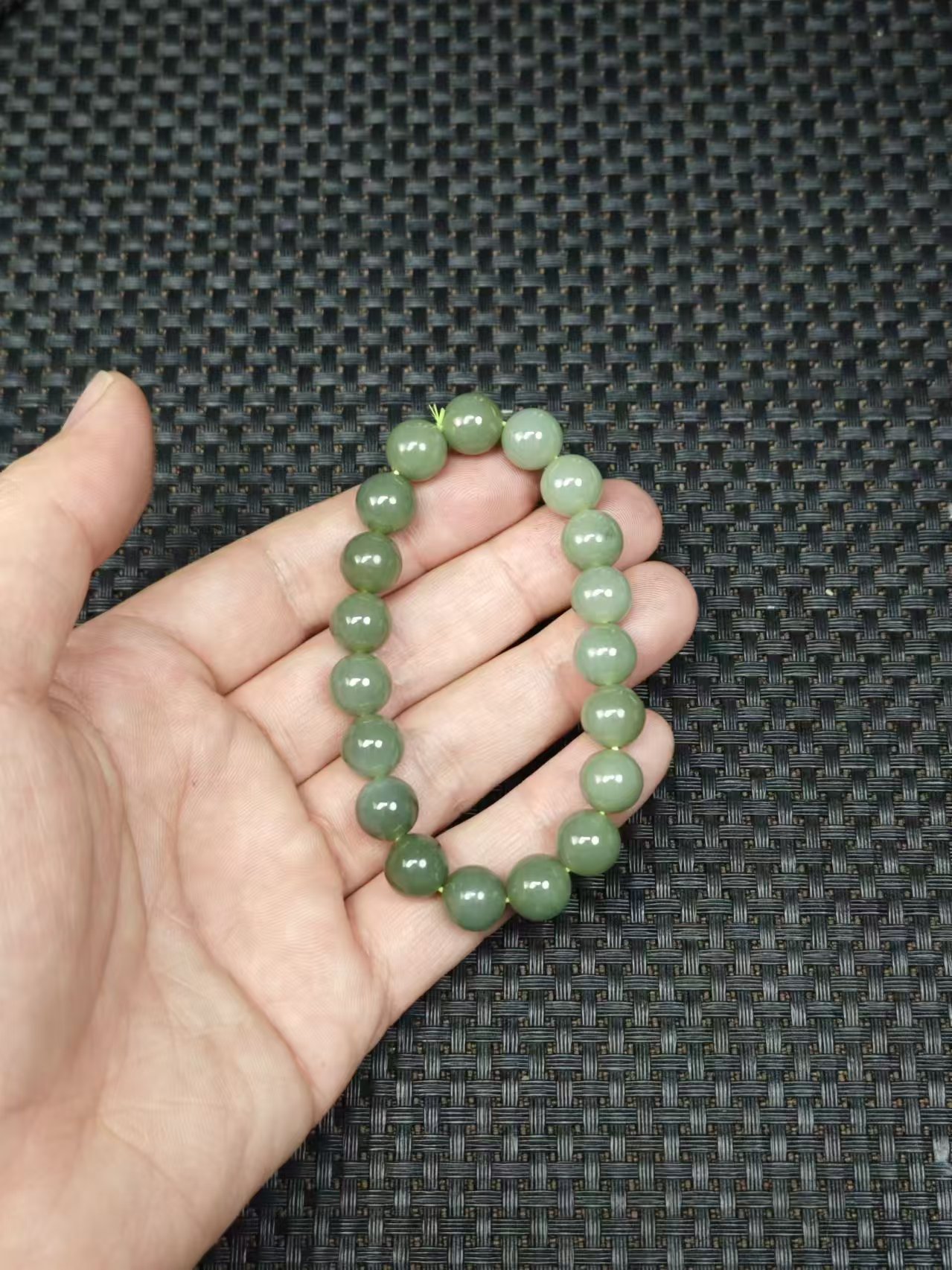 天然和田玉老料卡10mm圆珠手串油润细糯1.30清货1