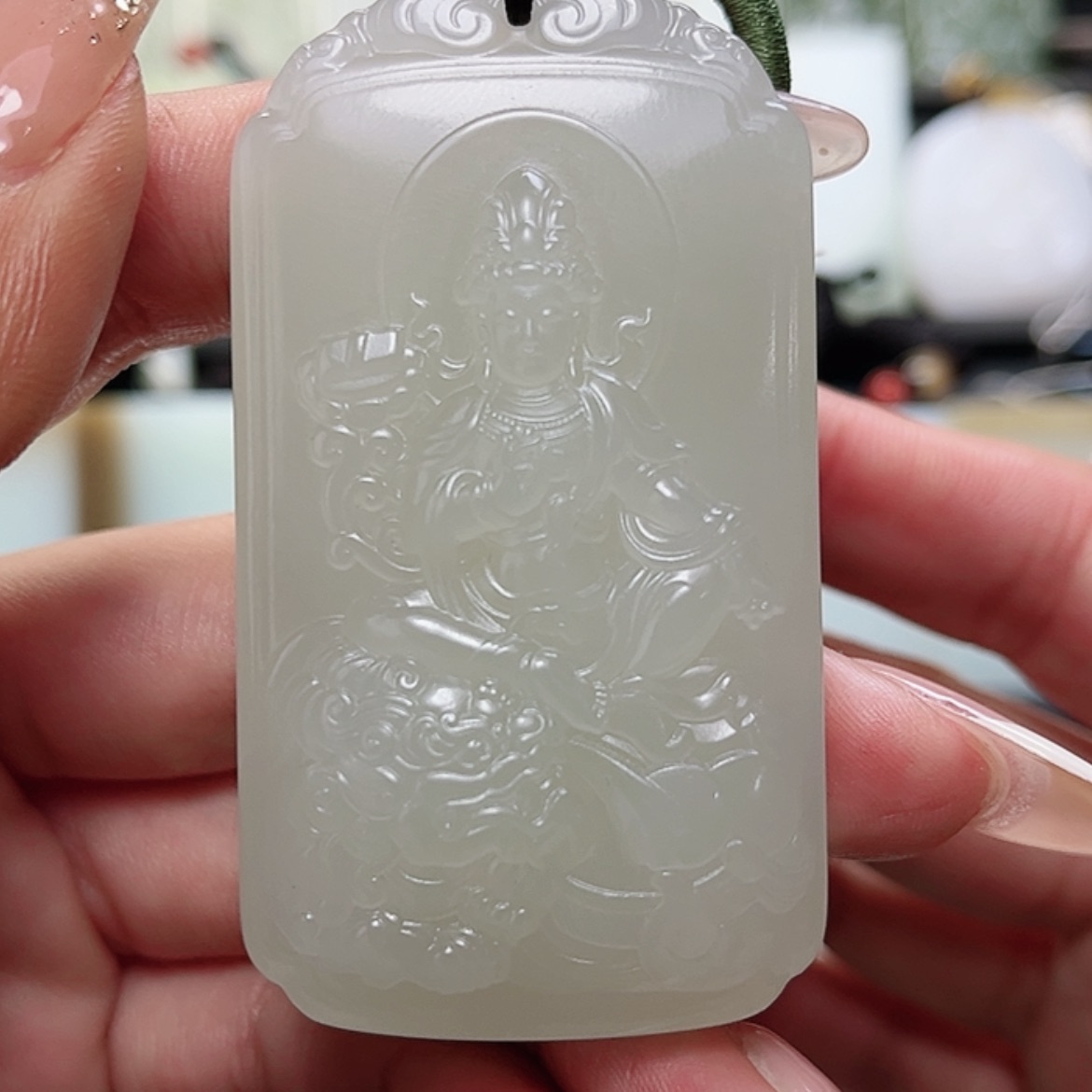 【闪购商品】颈饰未镶嵌和田玉o****t