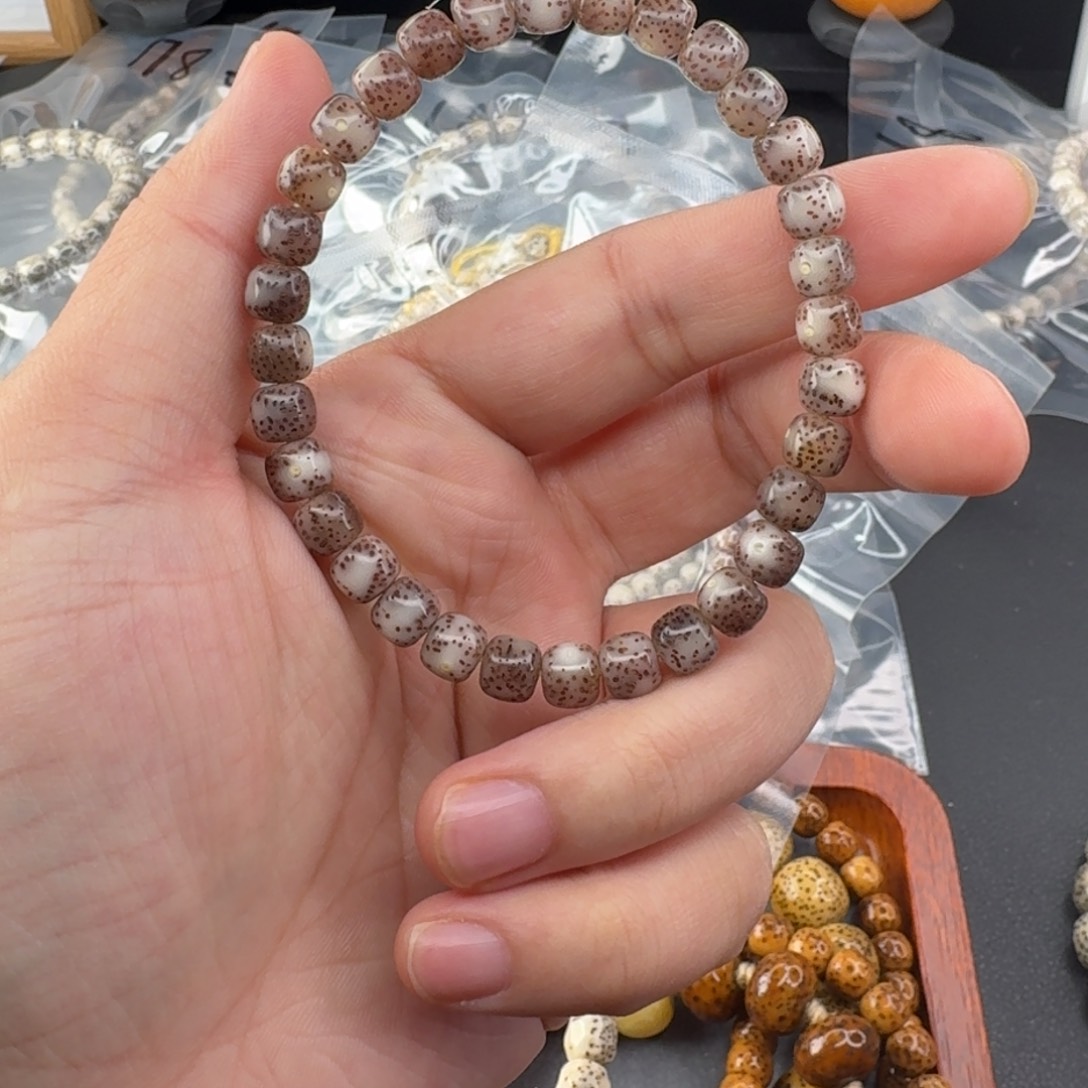 星月菩提手串粉冰款6*7