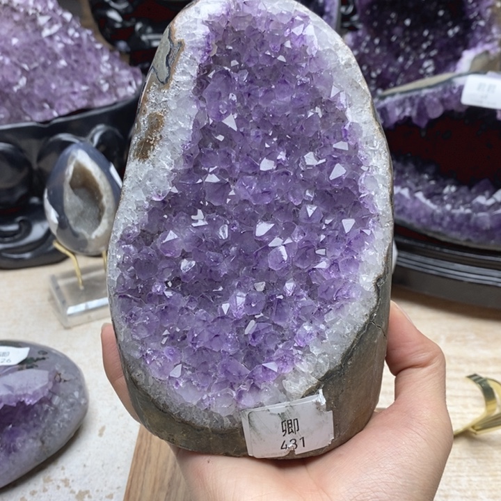 紫晶大型摆件（非配饰）未镶嵌