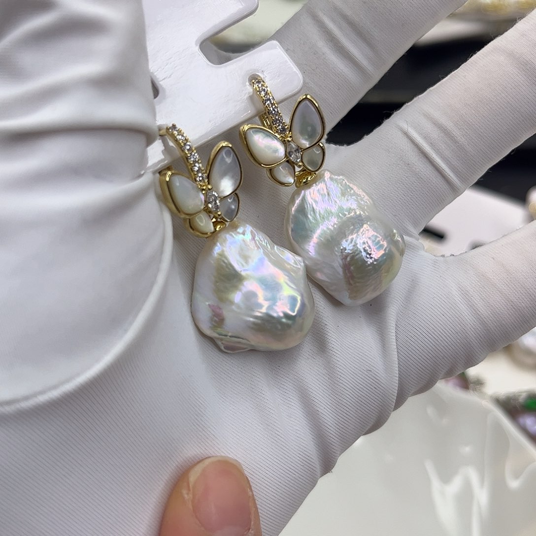 淡水珍珠耳饰合金