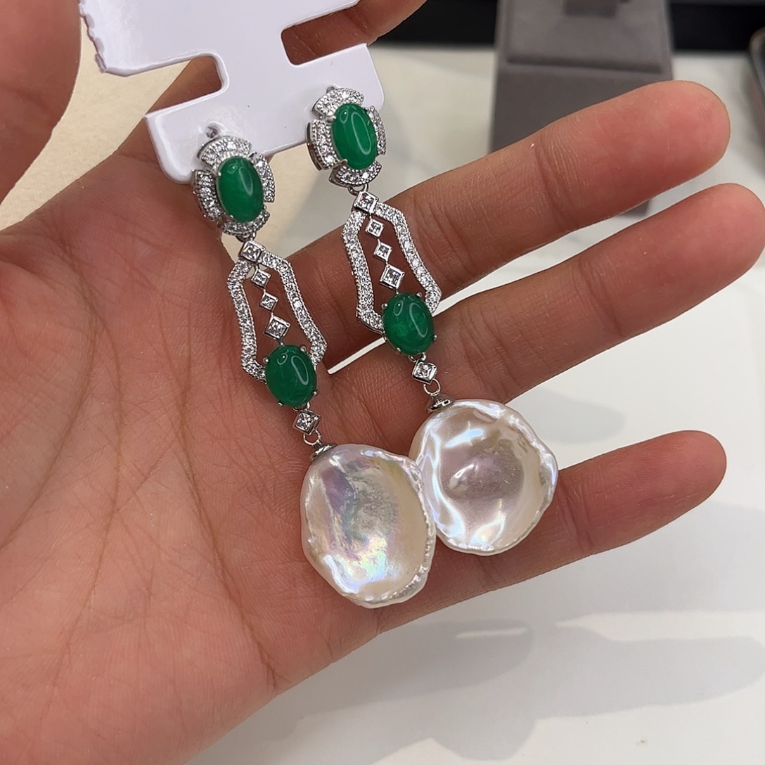 淡水珍珠合金耳饰