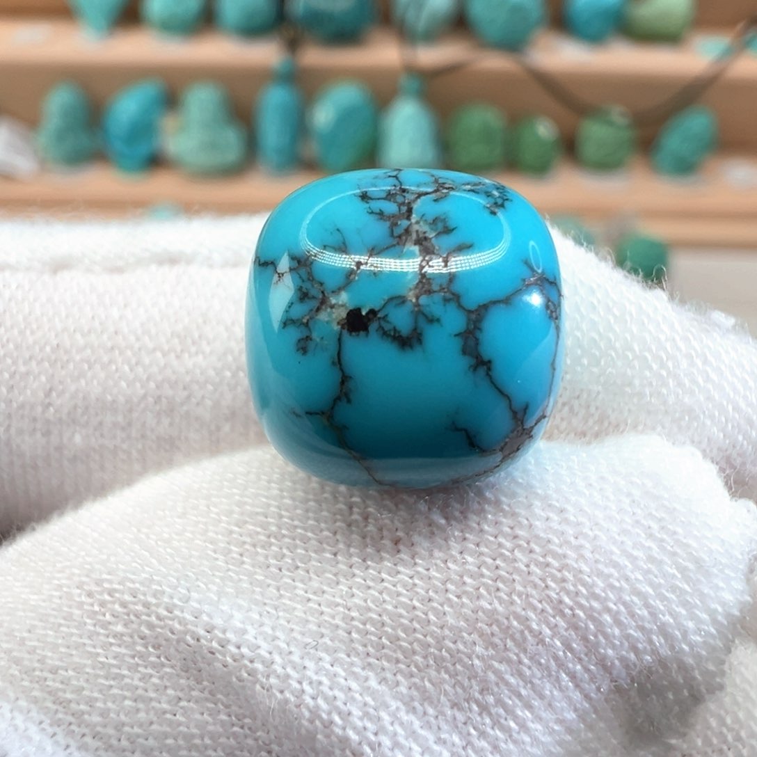 绿松石配饰未镶嵌