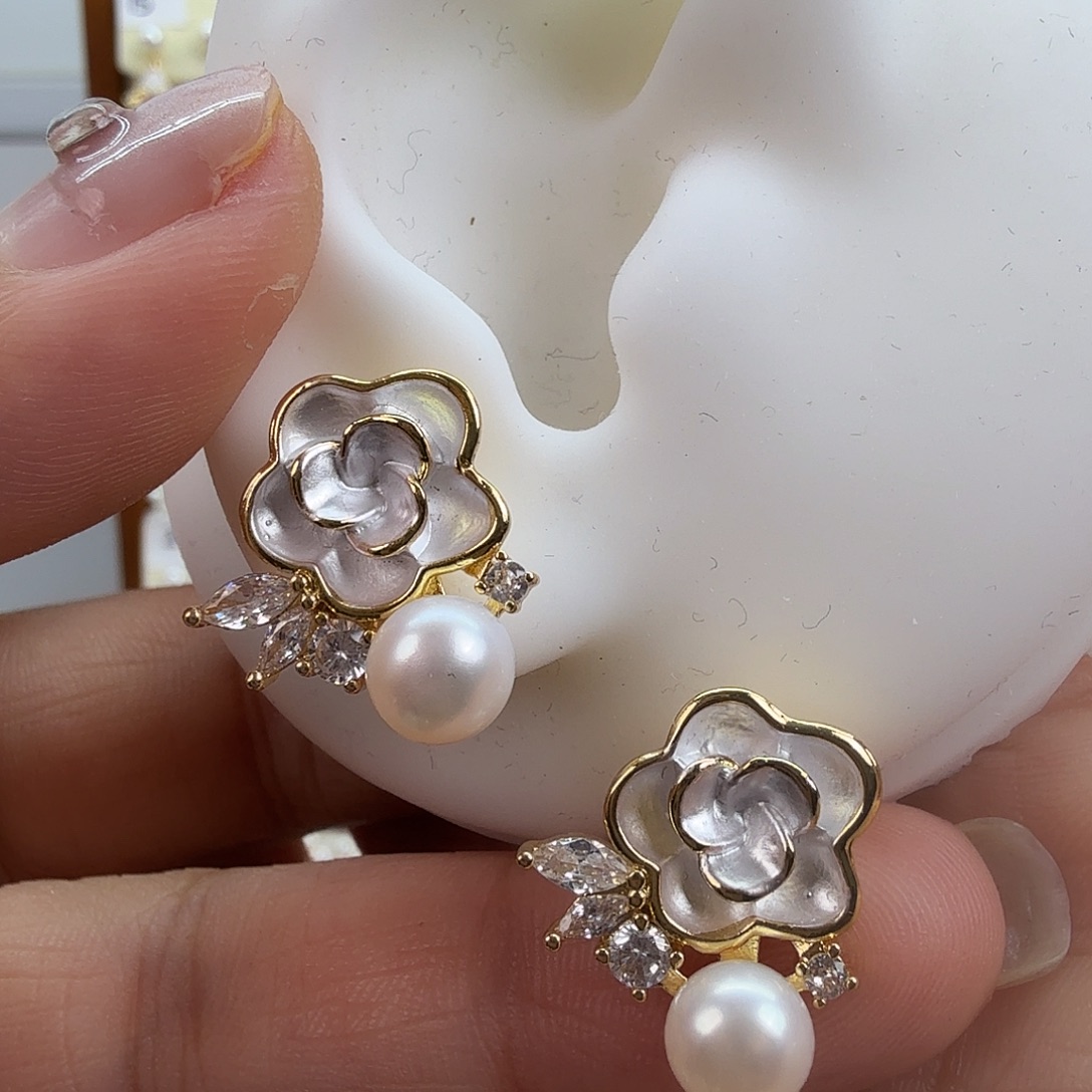 淡水珍珠耳饰未镶嵌