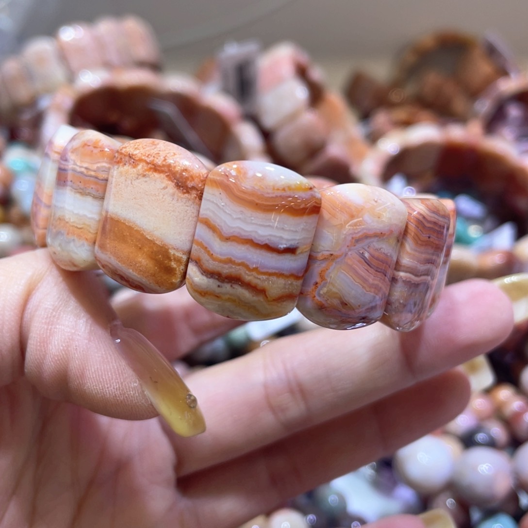 未镶嵌手链硅化珊瑚（珊瑚玉）127