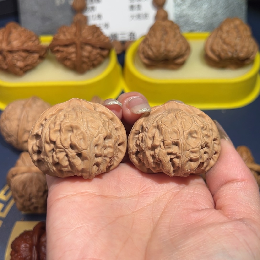 文玩核桃把件宫灯43全品