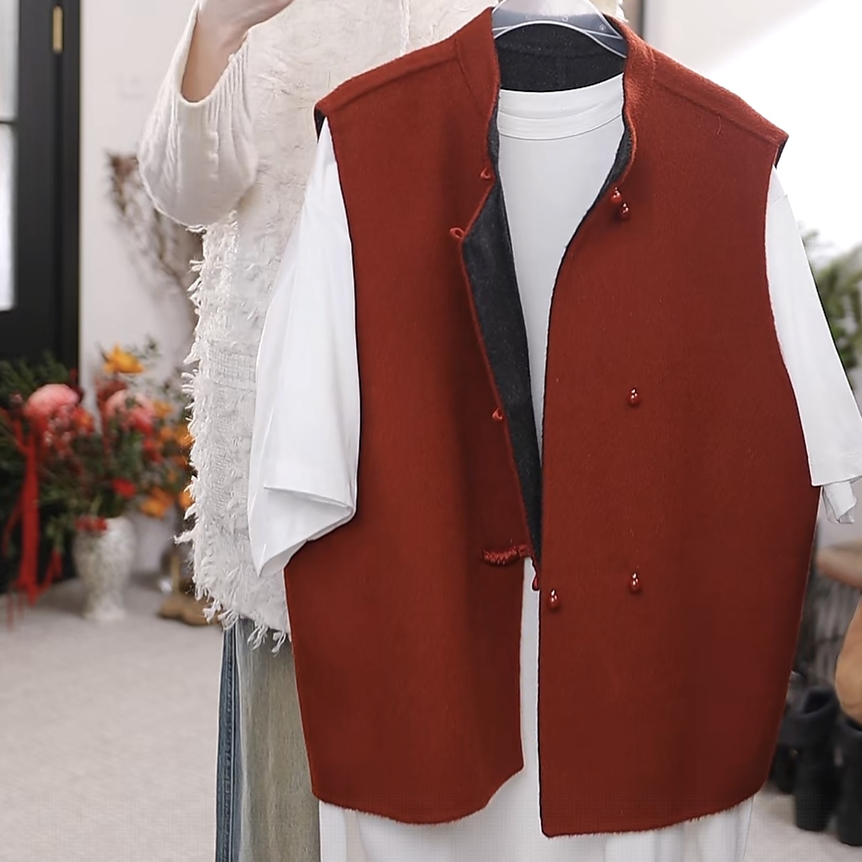 Loosen Up【鸿运马甲】骆驼绒羊毛混纺新中式盘扣宽松廓形无袖上衣